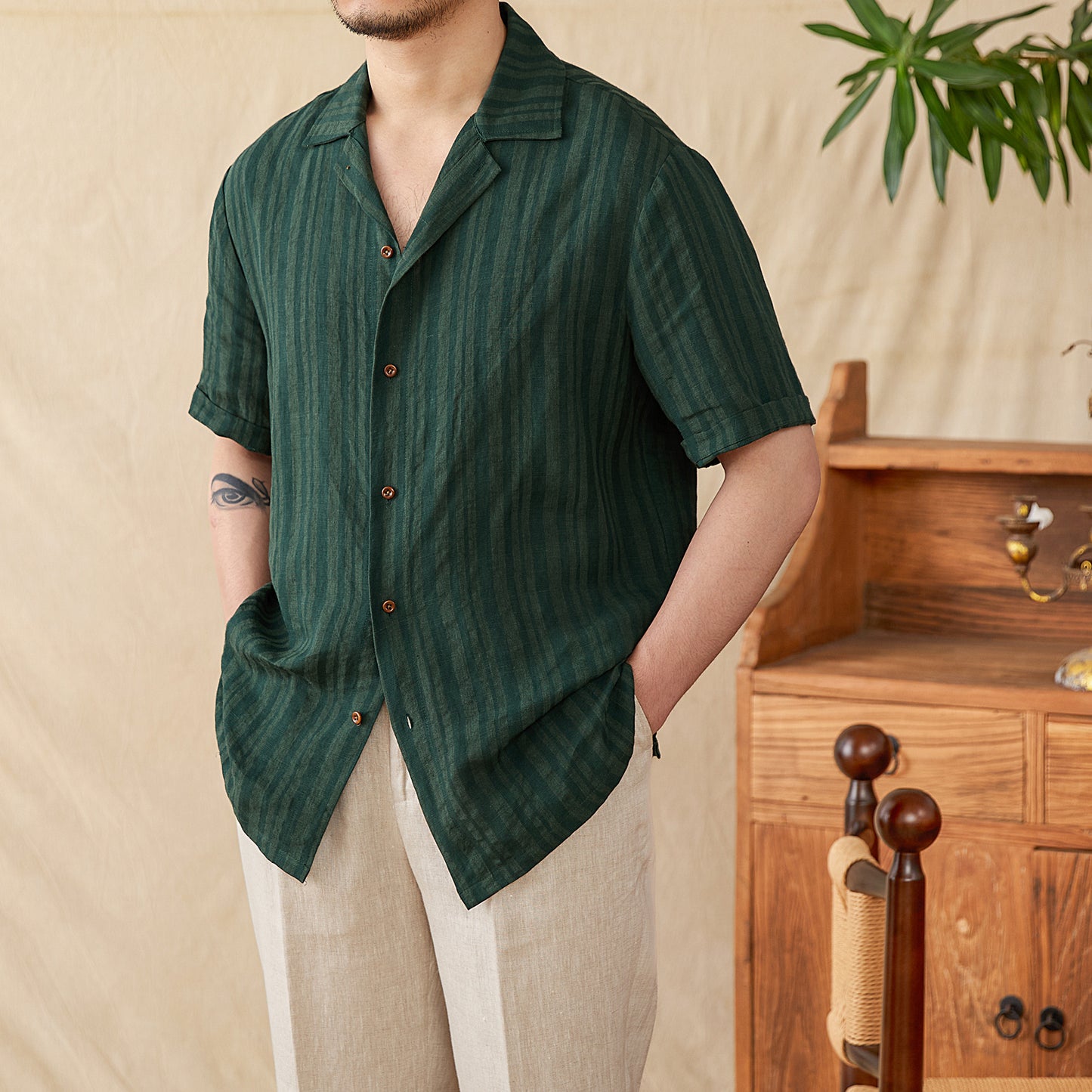 Men’s Short Sleeve Shirt - Relaxed Fit - Cotton Blend - Vertical Stripe - Camp Collar